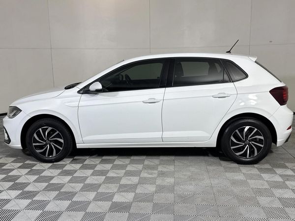 2022-Volkswagen-Polo-10-TSI-Life image:18