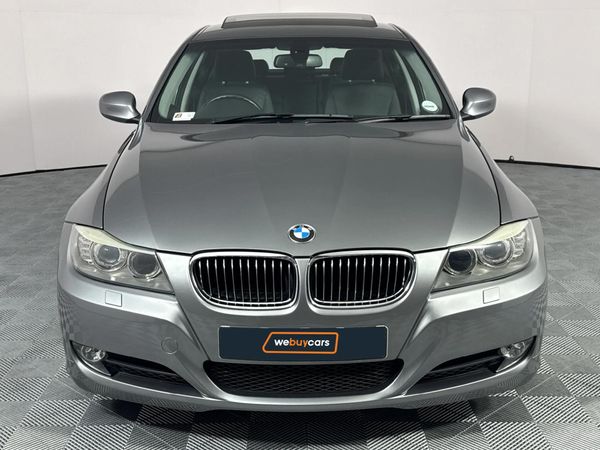 2010-BMW-3-Series-323i-Innovation-Auto image:16
