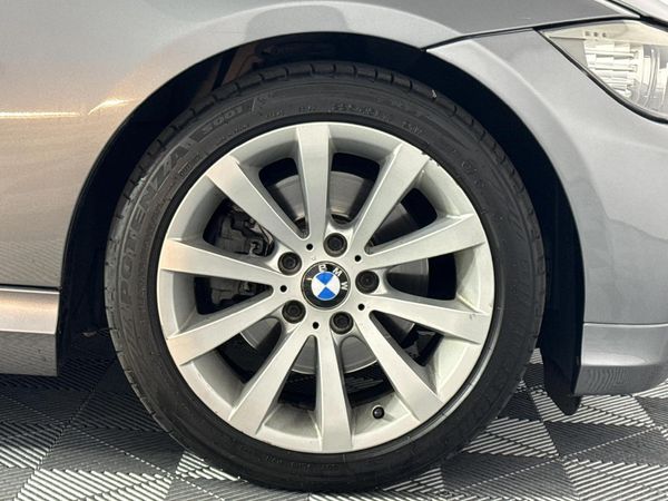 2010-BMW-3-Series-323i-Innovation-Auto image:5
