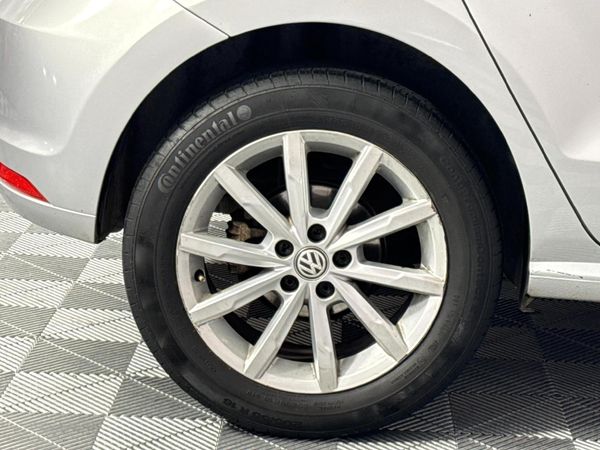 2014-Volkswagen-Polo-12-TSI-Highline-Auto-81kW image:7