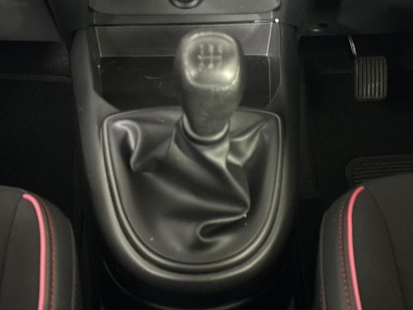 2023-Hyundai-Grand-i10-10-Motion image:10
