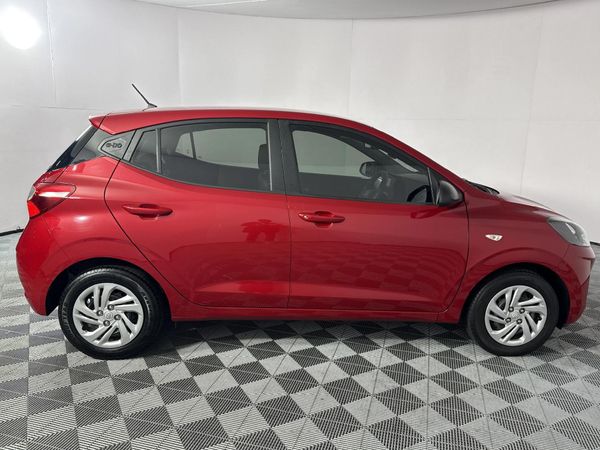2023-Hyundai-Grand-i10-10-Motion image:17