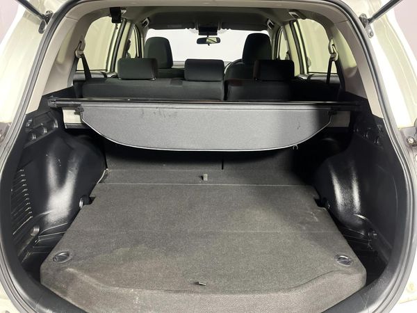 2017-Toyota-RAV4-20-GX image:13