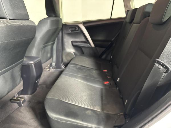 2017-Toyota-RAV4-20-GX image:3