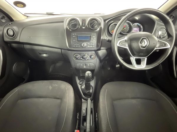 2021-Renault-Sandero-900T-Expression image:1