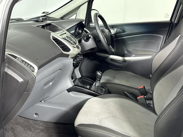 2014-Ford-EcoSport-15-TDCi-Trend image:8