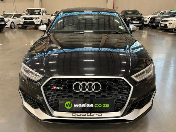 2019-Audi-RS3-Sedan-quattro image:7