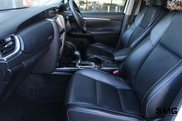 2022-Toyota-Fortuner-24-GD-6-Raised-Body-Auto image:9