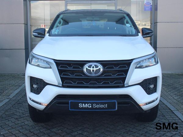 2022-Toyota-Fortuner-24-GD-6-Raised-Body-Auto image:4