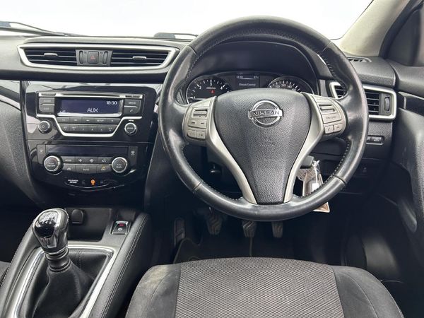 2015-Nissan-Qashqai-15-dCi-Acenta image:8