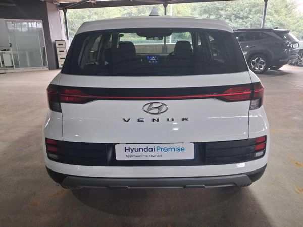 2023-Hyundai-Venue-12-Motion image:4