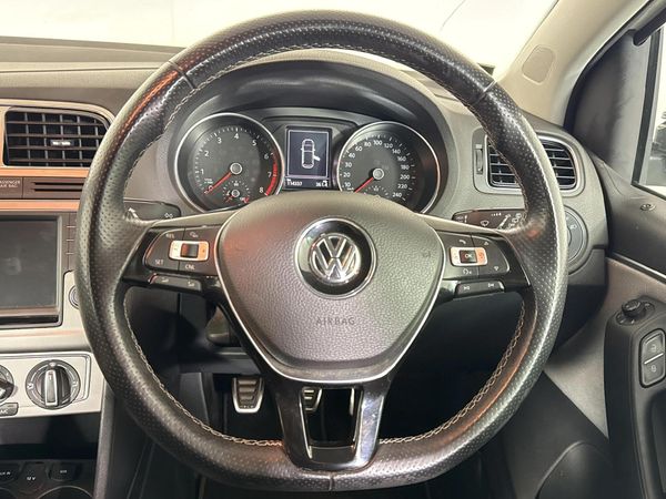 2017-Volkswagen-Polo-Cross-12-TSI image:12