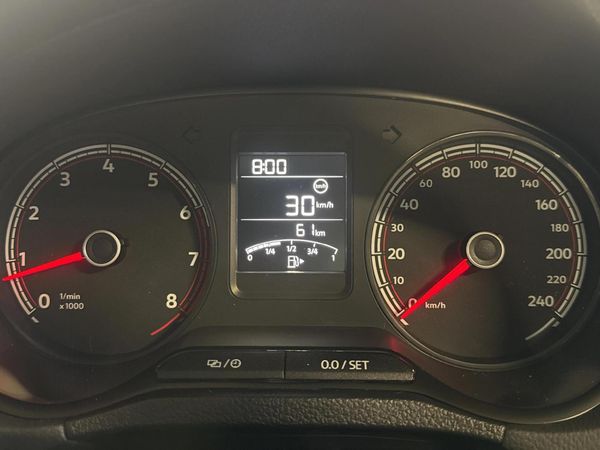 2026-Volkswagen-Polo-Vivo-14-Life image:2