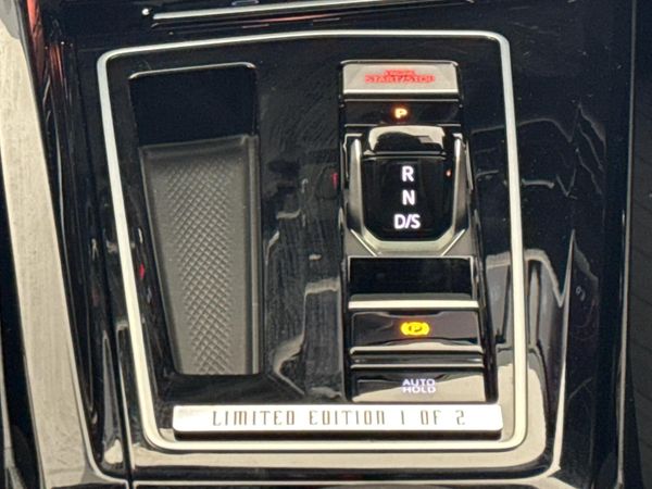 2025-Volkswagen-Golf-8-GTI-20-TSI-Auto image:10