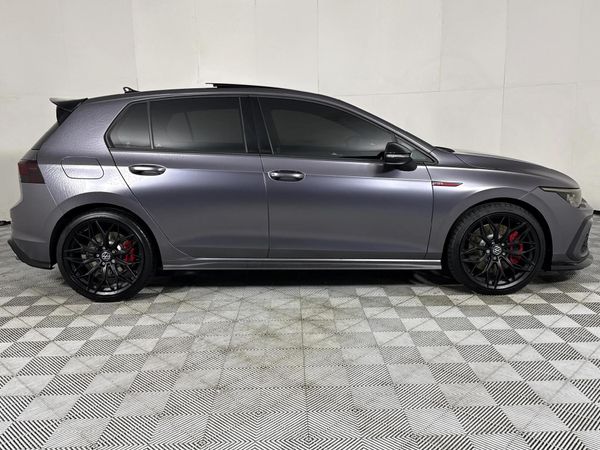 2025-Volkswagen-Golf-8-GTI-20-TSI-Auto image:18
