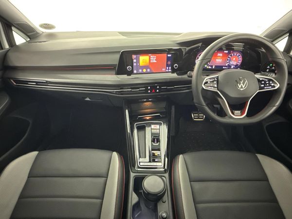 2025-Volkswagen-Golf-8-GTI-20-TSI-Auto image:1