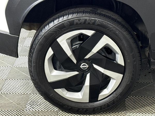 2024-Nissan-Magnite-10-Visia image:7