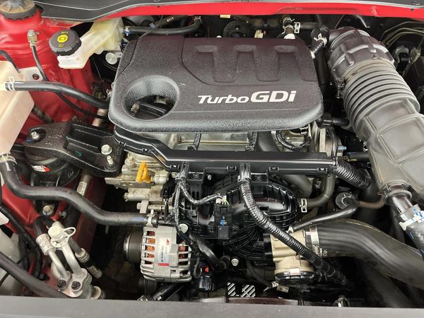 2022-Hyundai-Venue-10-TGDI-Fluid image:11