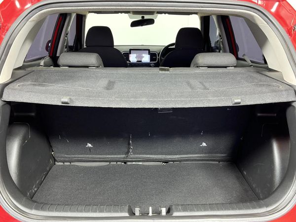 2022-Hyundai-Venue-10-TGDI-Fluid image:12