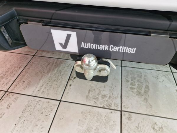 2017-Nissan-NP200-16-AC-Safety-Pack image:20