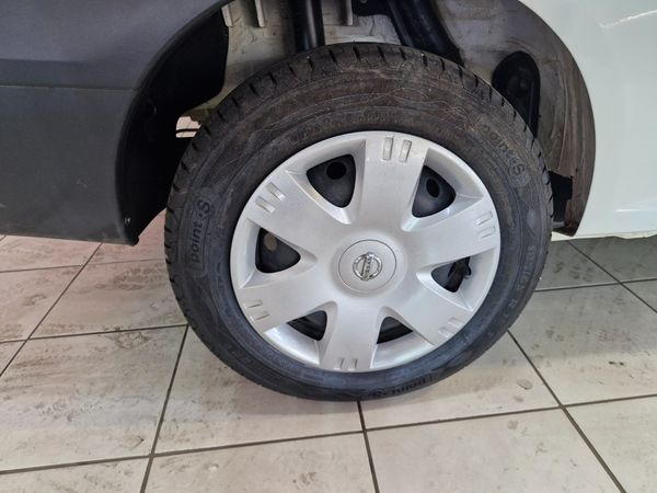2017-Nissan-NP200-16-AC-Safety-Pack image:8