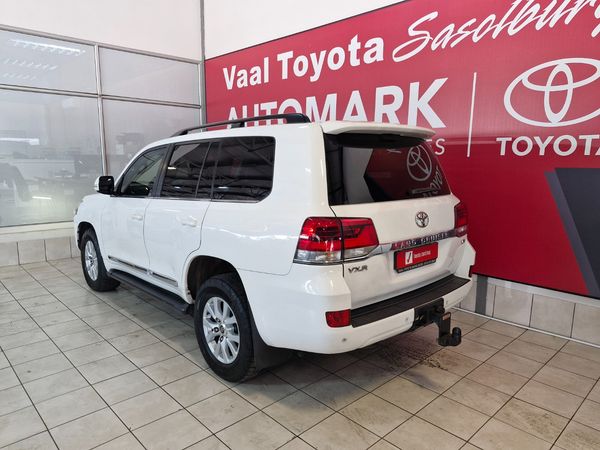 2018-Toyota-Land-Cruiser-200-45-D-V8-VX-R-Auto image:6