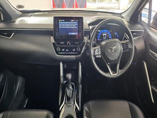 2024-Toyota-Corolla-Cross-18-XR-Hybrid image:6