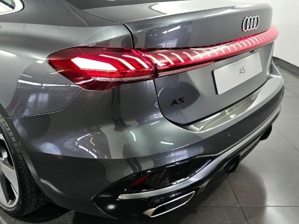 2025-Audi-A5-TFSI-S-Line-146kW image:12