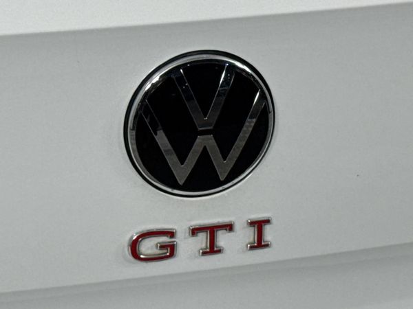 2023-Volkswagen-Polo-20-GTI-Auto-147kW image:8