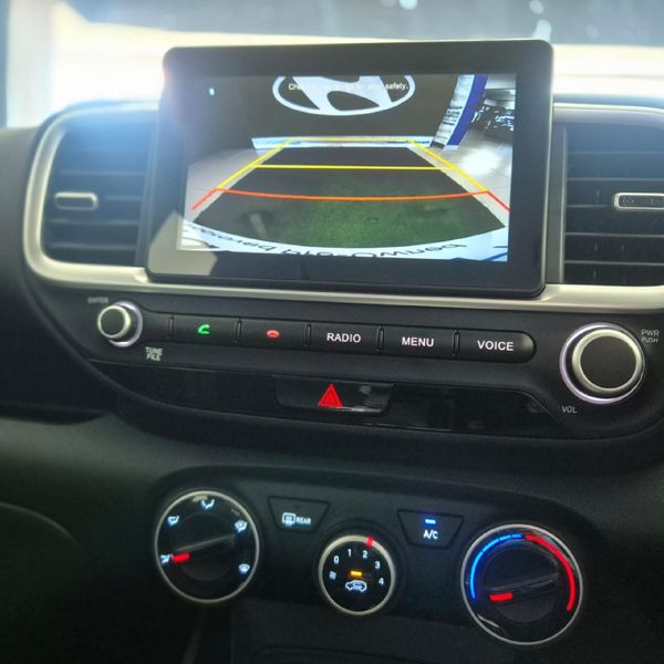 2021-Hyundai-Venue-10-TGDI-Fluid image:18