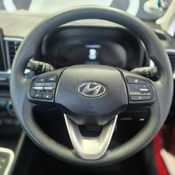 2021-Hyundai-Venue-10-TGDI-Fluid image:19