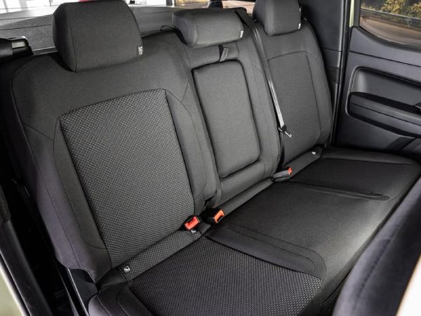 2026-Volkswagen-Amarok-20-TDI-125kW-Auto-Double-Cab image:6