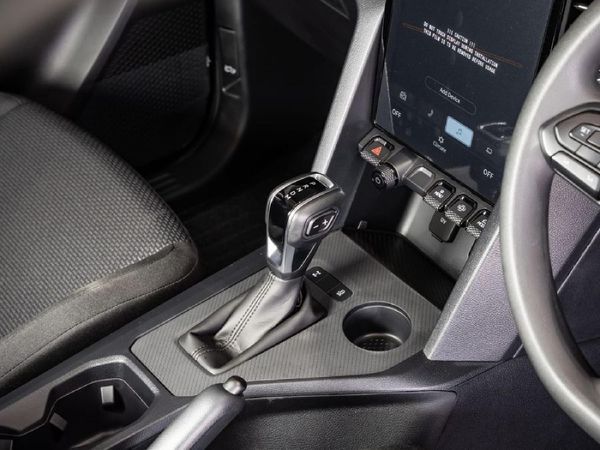 2026-Volkswagen-Amarok-20-TDI-125kW-Auto-Double-Cab image:7