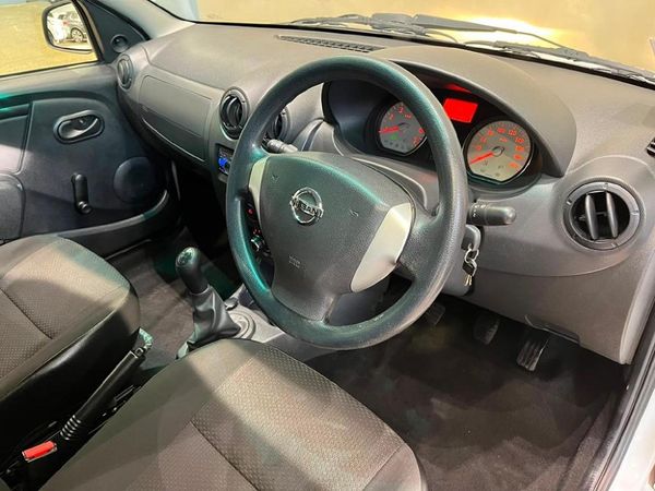 2024-Nissan-NP200-16-AC-Safety-Pack image:5