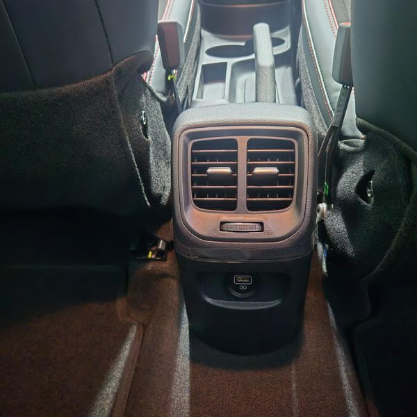 2026-Hyundai-Grand-i10-12-Motion-Auto image:15