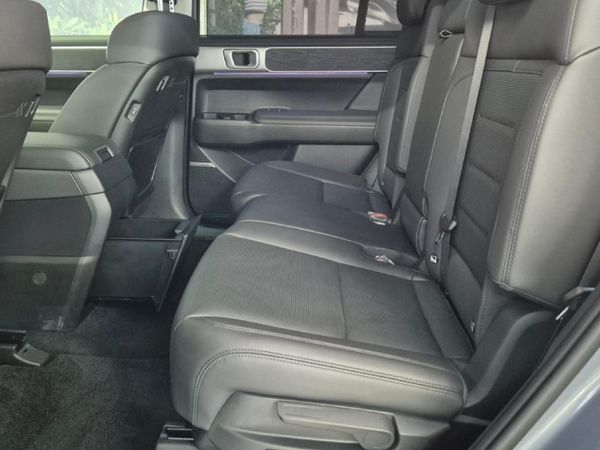 2026-Hyundai-Santa-Fe-16H-Elite-AWD-Hybrid image:12