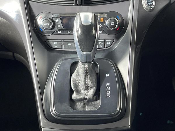 2013-Ford-Kuga-20-TDCi-Titanium-AWD-Auto image:10