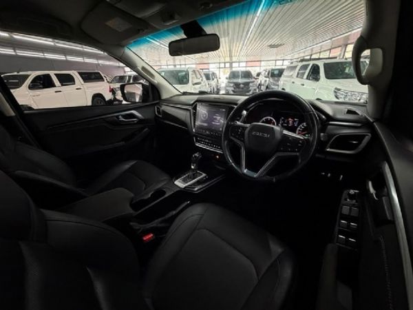2023-Isuzu-D-Max-30-DDI-LSE-Auto-Double-Cab image:4