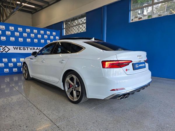 2017-Audi-S5-Sportback-30-TFSI-quattro-Auto image:9