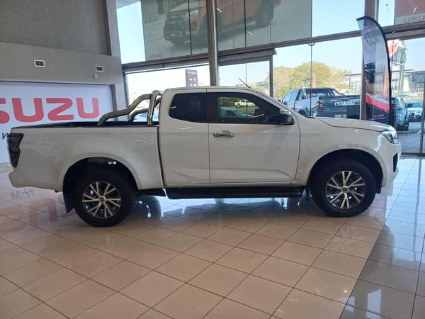 2026-Isuzu-D-Max-30-DDI-LSE-Auto-E-Cab image:2