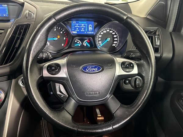 2015-Ford-Kuga-20-TDCi-Trend-Auto image:11