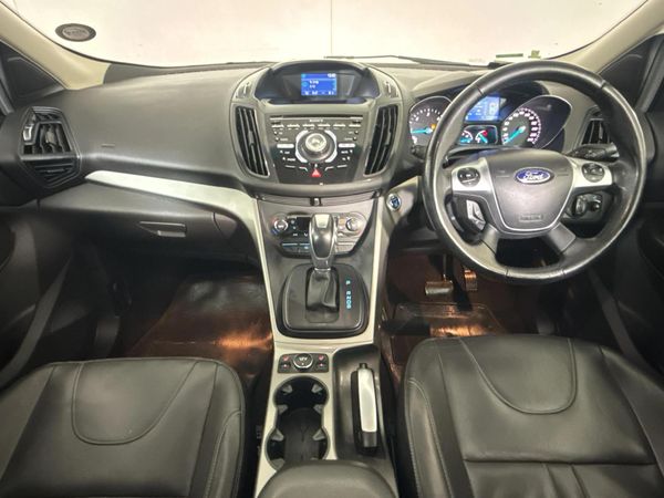 2015-Ford-Kuga-20-TDCi-Trend-Auto image:1