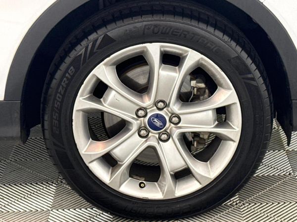 2015-Ford-Kuga-20-TDCi-Trend-Auto image:4
