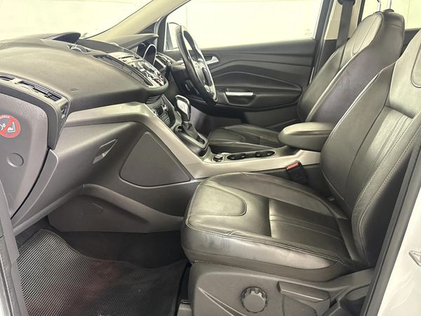 2015-Ford-Kuga-20-TDCi-Trend-Auto image:8