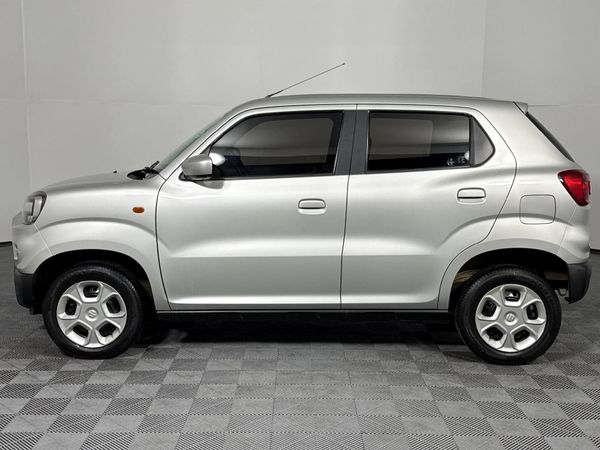 2020-Suzuki-S-Presso-10-GL-Auto image:19