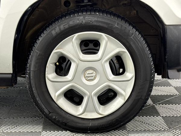 2020-Suzuki-S-Presso-10-GL-Auto image:5