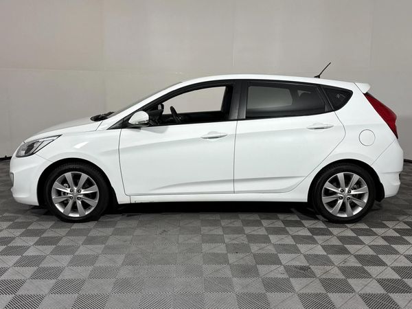 2016-Hyundai-Accent-16-Fluid-5-dr image:15