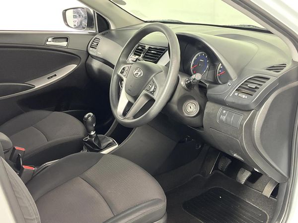 2016-Hyundai-Accent-16-Fluid-5-dr image:8