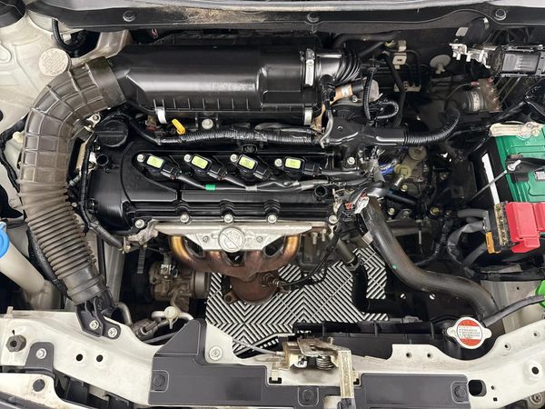 2018-Suzuki-Swift-12-GL image:12