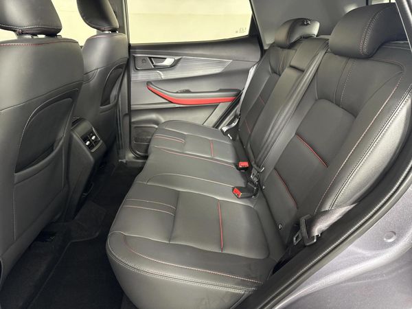 2025-Chery-Tiggo-4-Pro-15-LiT-Auto image:3